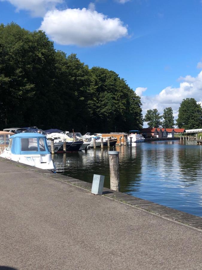Ferienhaus ˋlichtblickˋ Rheinsberg Exterior foto